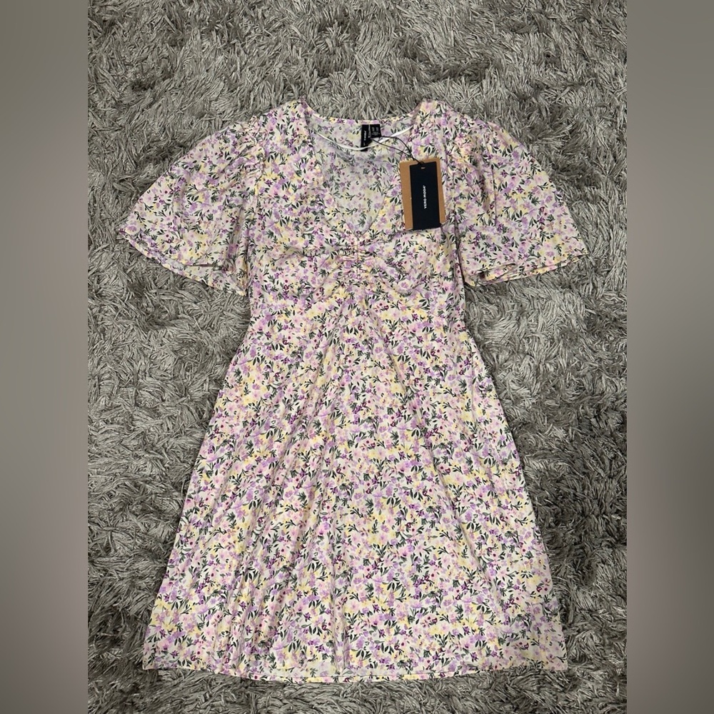 Vero Moda Henna S/S V-neck Rouching Floral Dress NR EXP